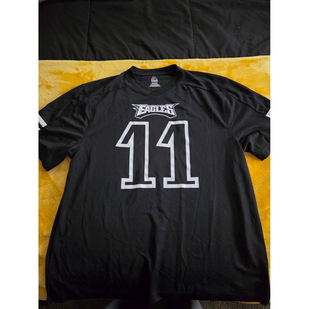 Majestic Eagles Men’s Shirt Wentz #11